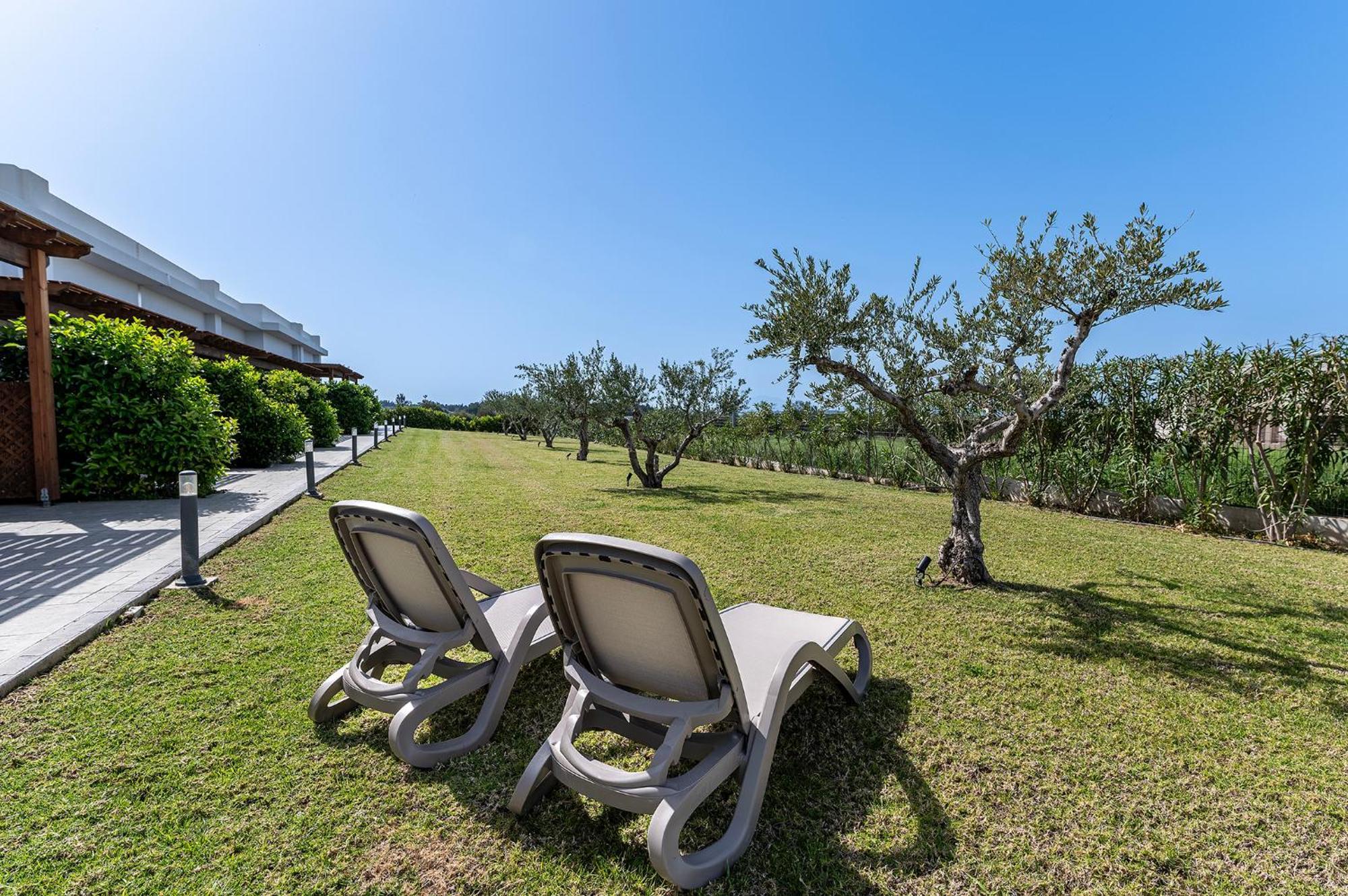 Olive Tree Garden Villa Linopotis Exterior photo